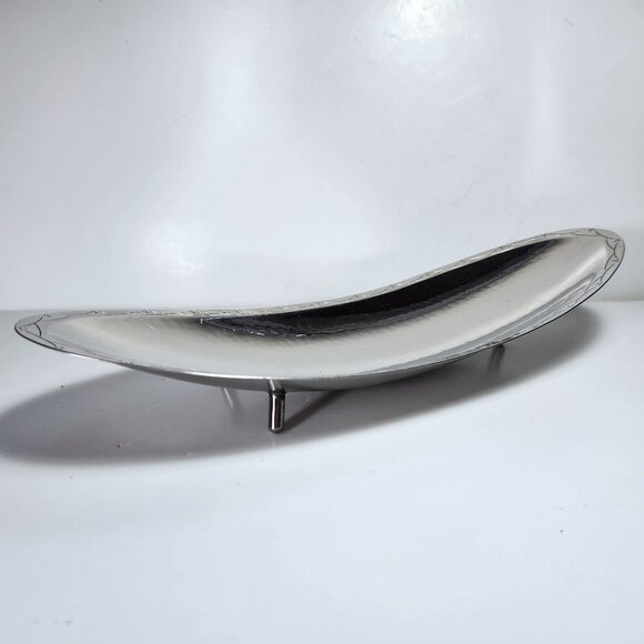 Borrowdale Stainless Steel MCM Style Tray Hand Hammered 14" Length Vintage - Picture 2 of 15